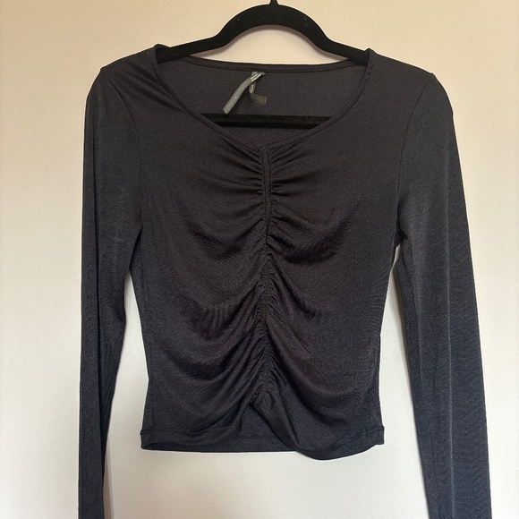 Anthropologie smocked long sleeved top size S - Picture 1 of 6